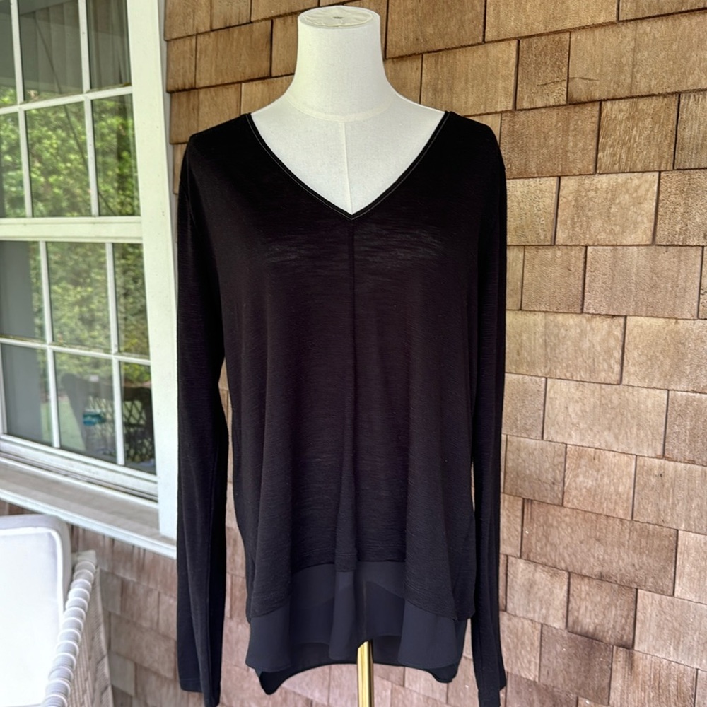 White House Black Market Top